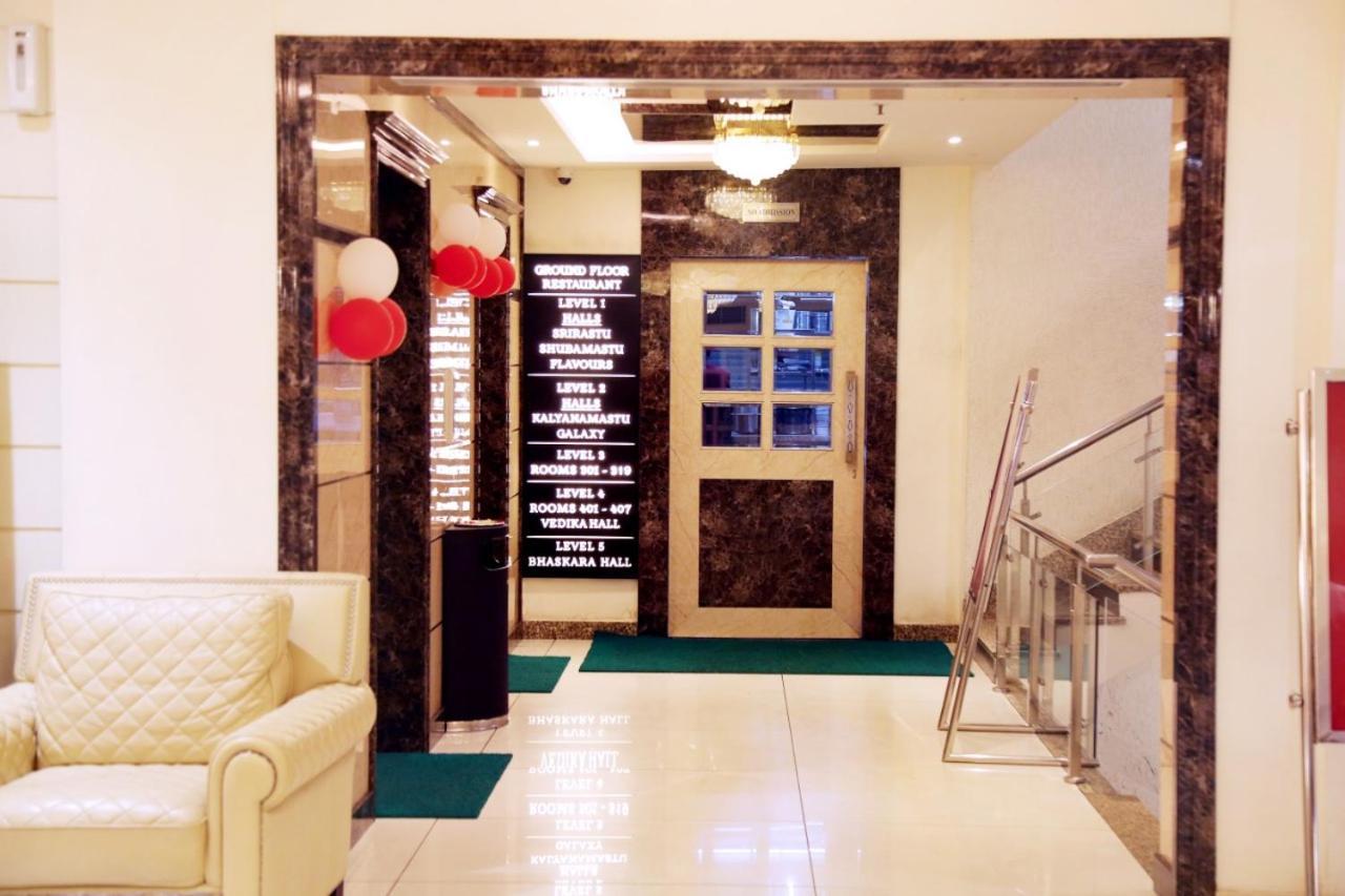 היידראבד Hotel Shubham Celebrations מראה חיצוני תמונה